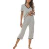 JINSHI Women’s Pajamas Set Short Sleeve Top and Capri Pants Lightweight Sleepwear Comfy Pjs Lounge Set with Pockets(Light Grey)
